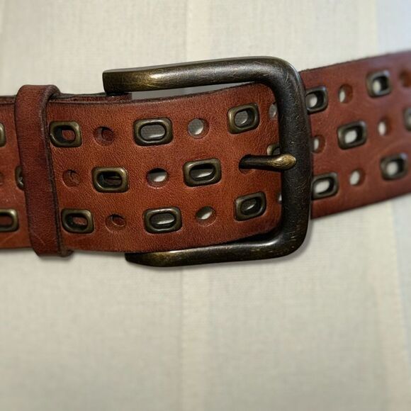 Vintage Ralph Lauren Leather brass grommet belt sz M EUC - Picture 2 of 12